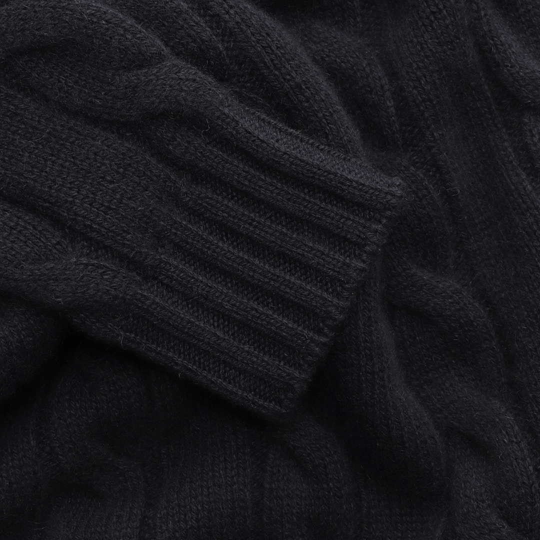 Dolcevita Treccia Larga Dark Navy 100% Cashmere