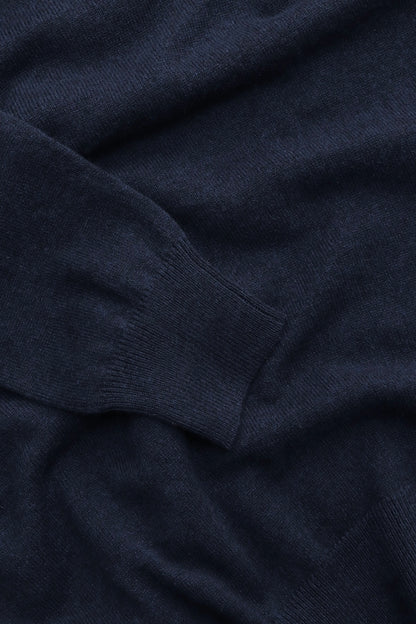 Napolitano Turtleneck Navy — lifestyle