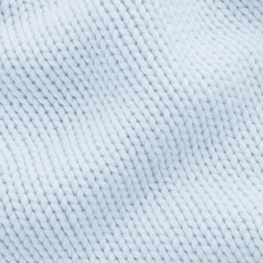 Nuvola Turtleneck Sky Blue side profile in Italian cashmere